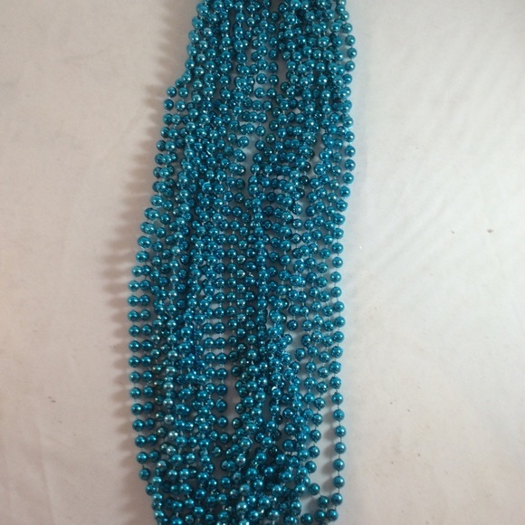 Mardi Gras Beads 1 Dozen Strands Aqua New 30” Each - Picture 4 of 6